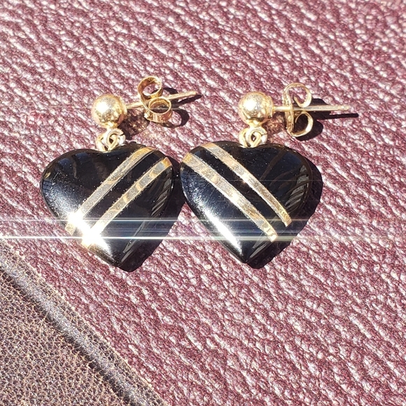 Vintage 14k & Onyx Heart Earrings - Picture 2 of 4